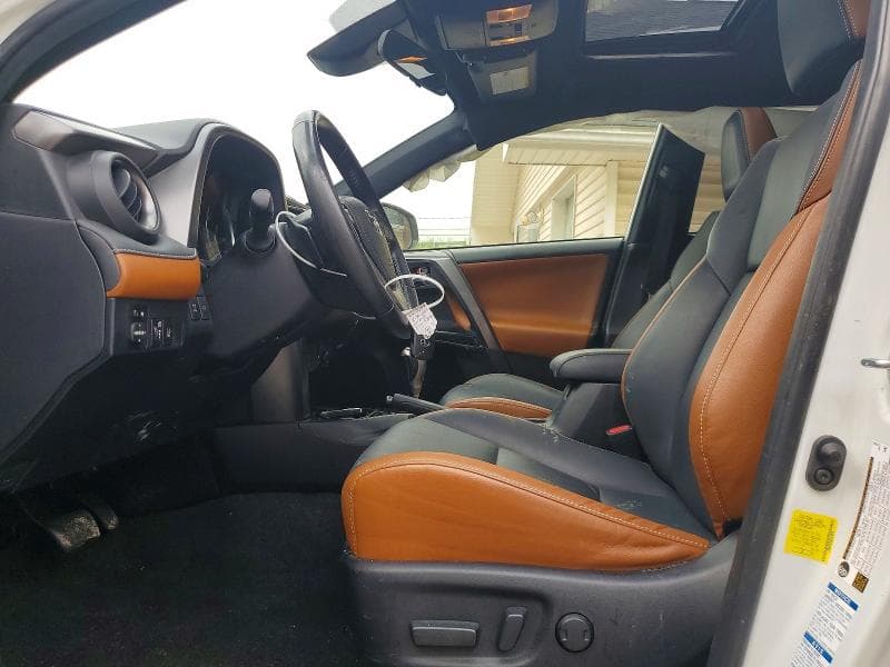 2017 TOYOTA RAV4 SE 7
