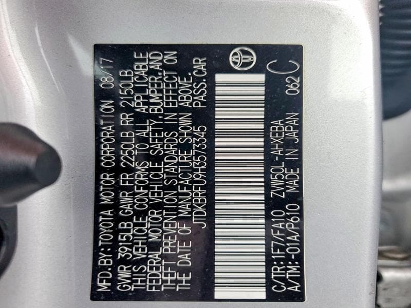 2017 TOYOTA PRIUS TWO 12