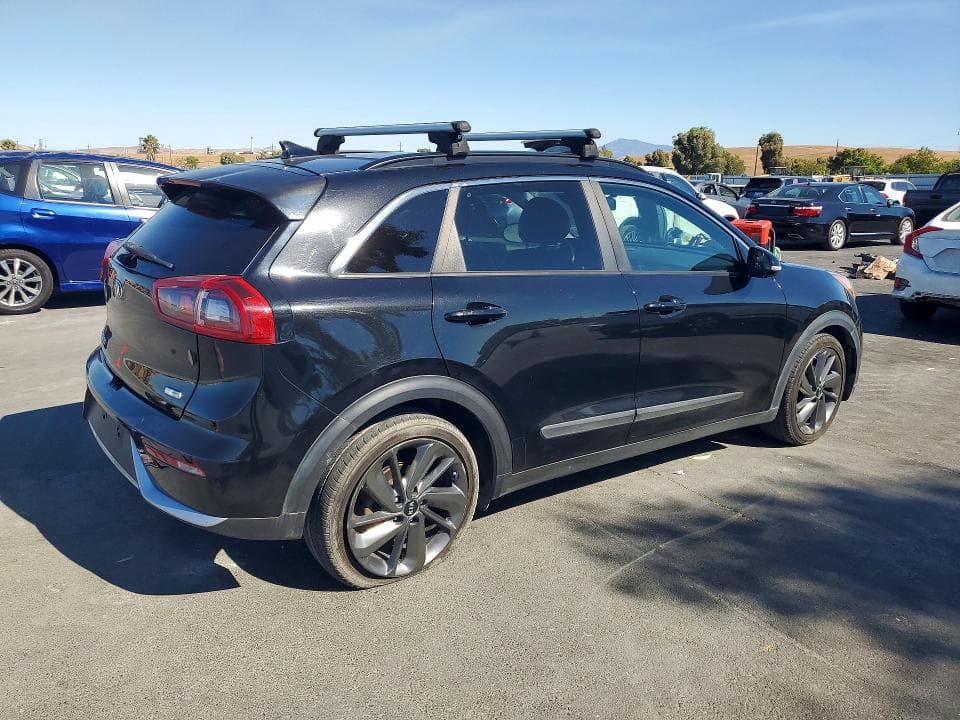 2017 KIA NIRO EX 3