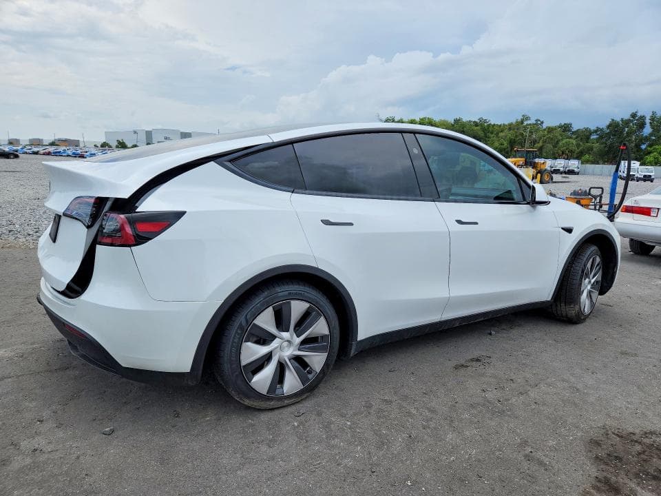 2023 TESLA MODEL Y 3