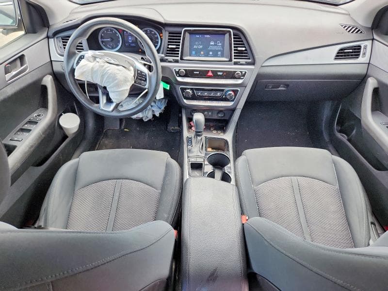 2019 HYUNDAI SONATA SE 8