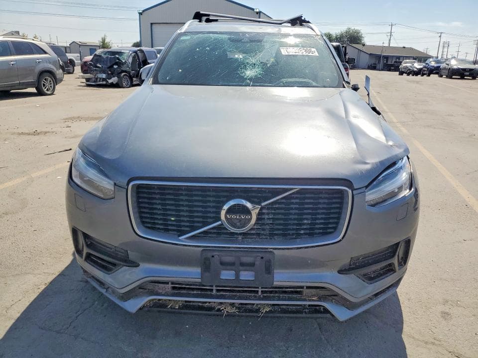 2018 VOLVO XC90 T8 5