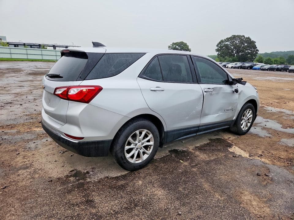 2018 CHEVROLET EQUINOX LS 3