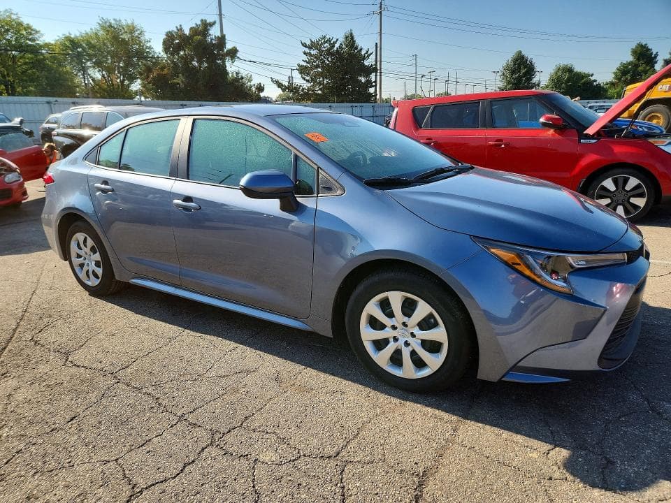 2026 TOYOTA COROLLA LE 4