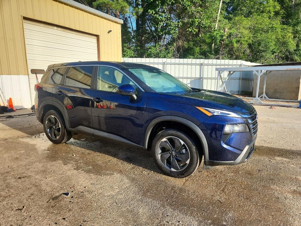 2025 NISSAN ROGUE SV 4
