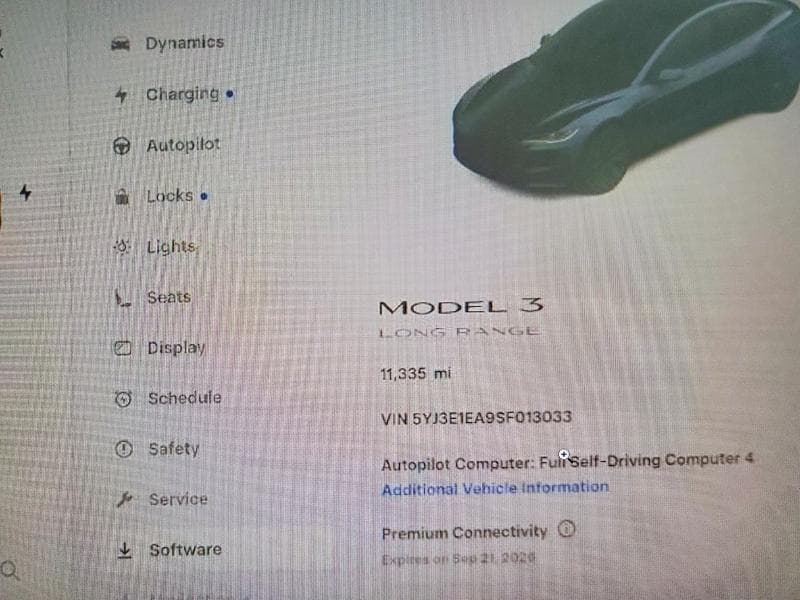 2025 TESLA MODEL 3 9