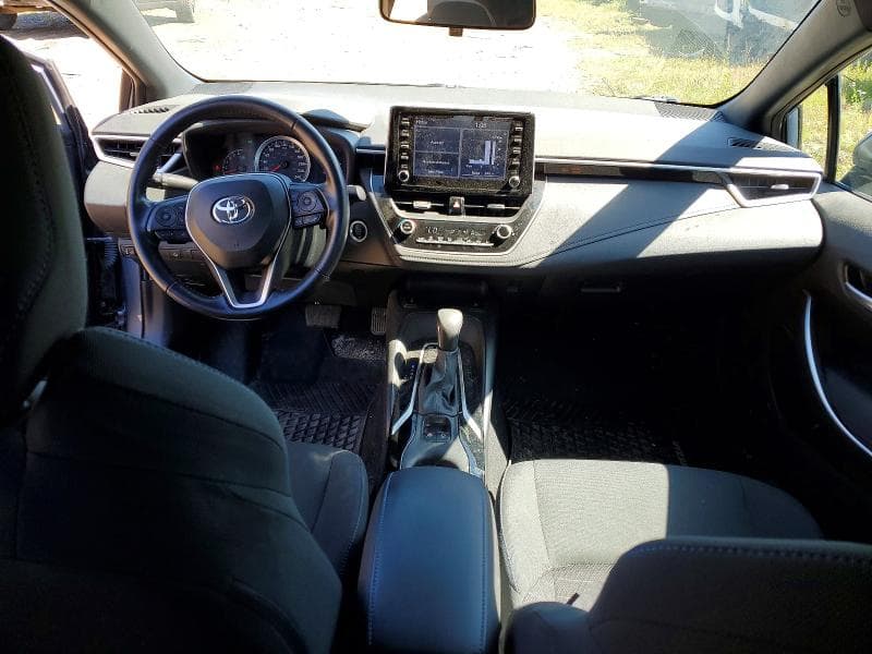 2020 TOYOTA COROLLA SE 8
