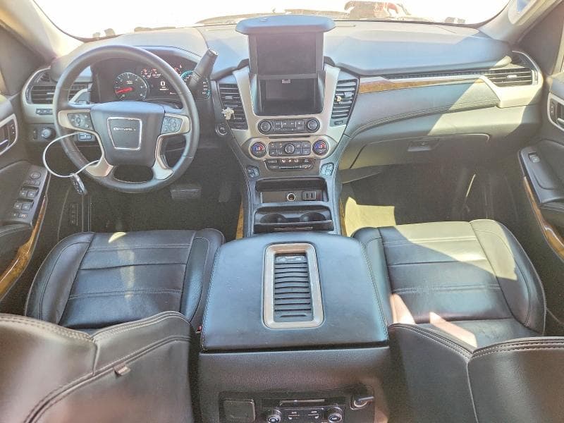 2017 GMC YUKON DENALI 8