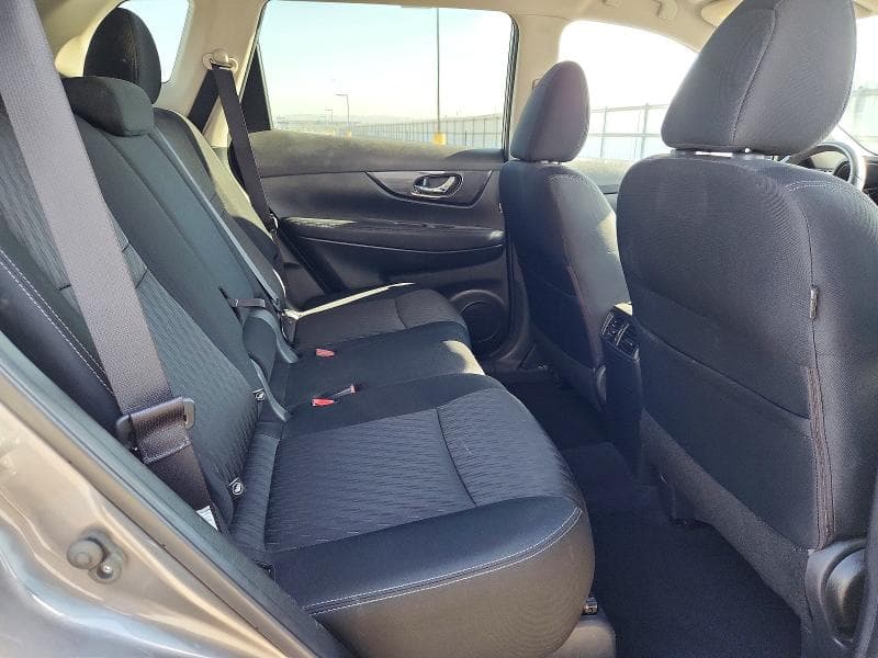 2018 NISSAN ROGUE SV 11