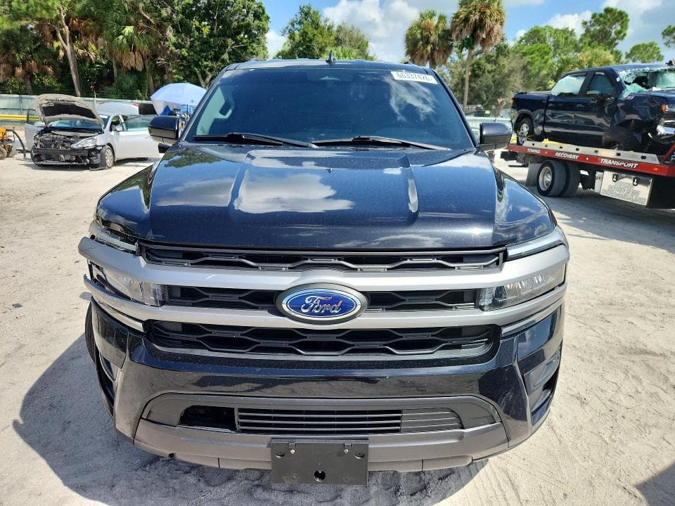2024 FORD EXPEDITION XLT 5