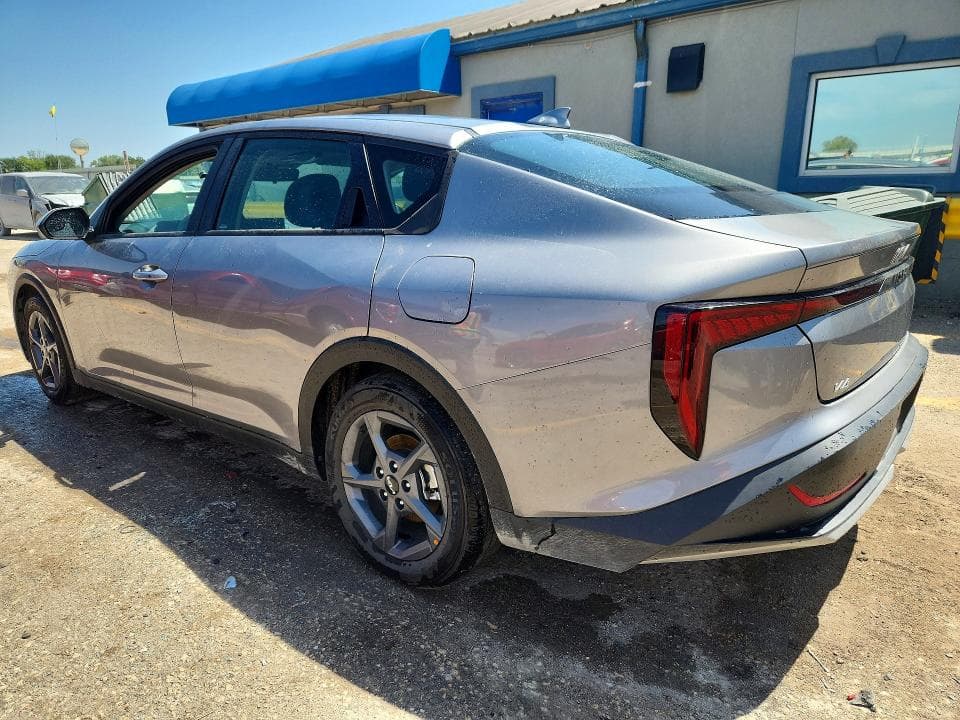 2026 KIA K4 LXS 2