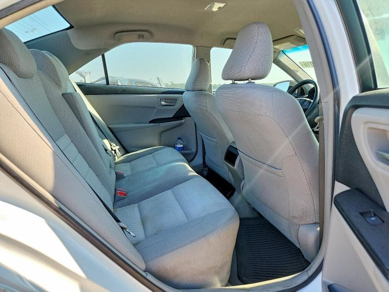 2017 TOYOTA CAMRY LE 10