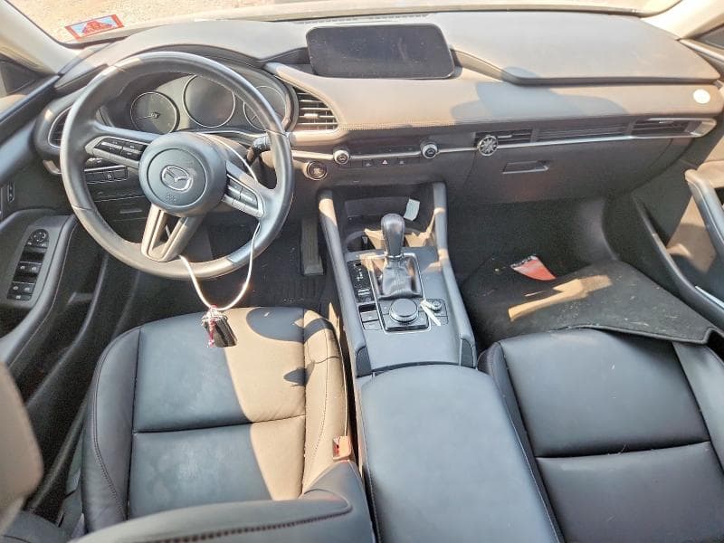 2020 MAZDA 3 SELECT 8