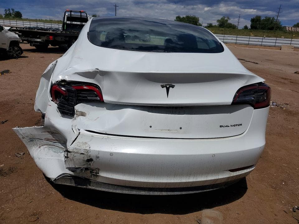2018 TESLA MODEL 3 6