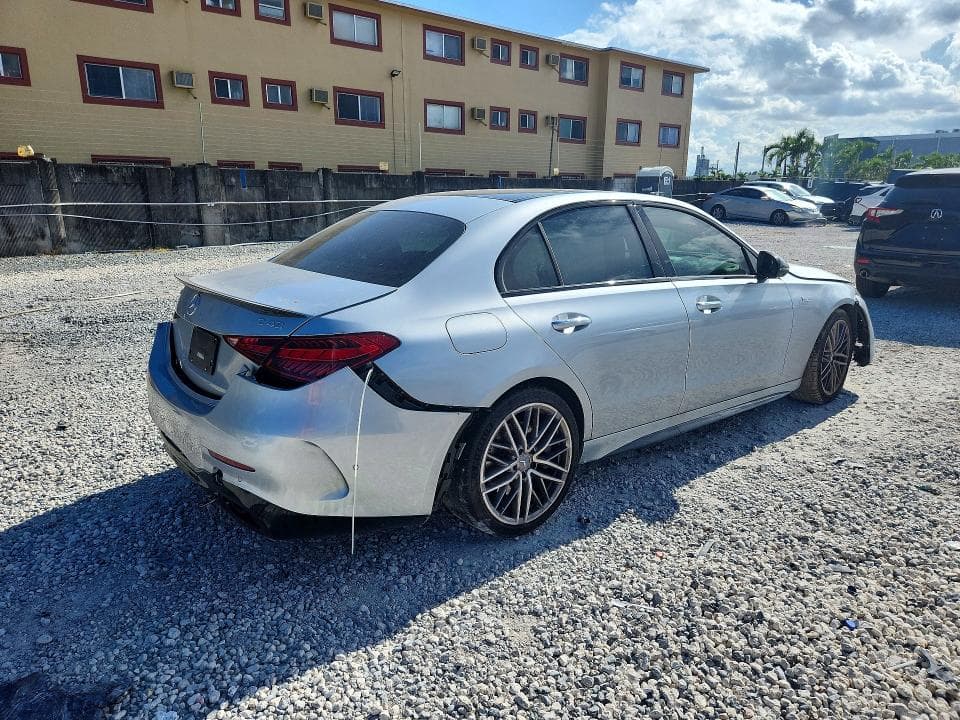 2023 MERCEDES-BENZ C 43 AMG 3