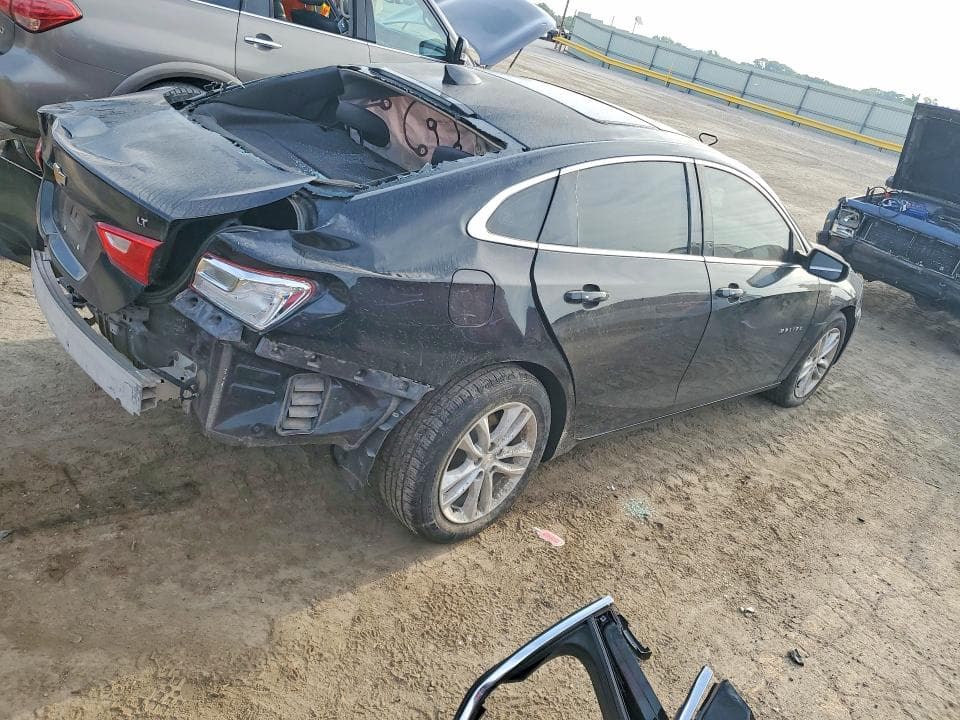 2018 CHEVROLET MALIBU LT 3