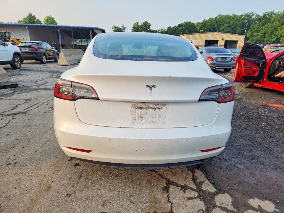 2022 TESLA MODEL 3 6