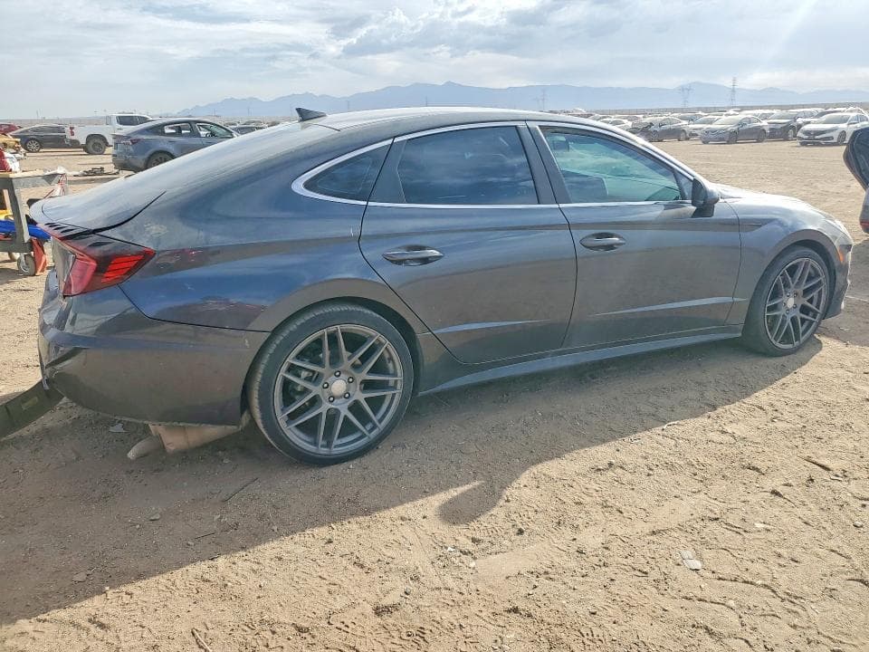 2020 HYUNDAI SONATA SE 3
