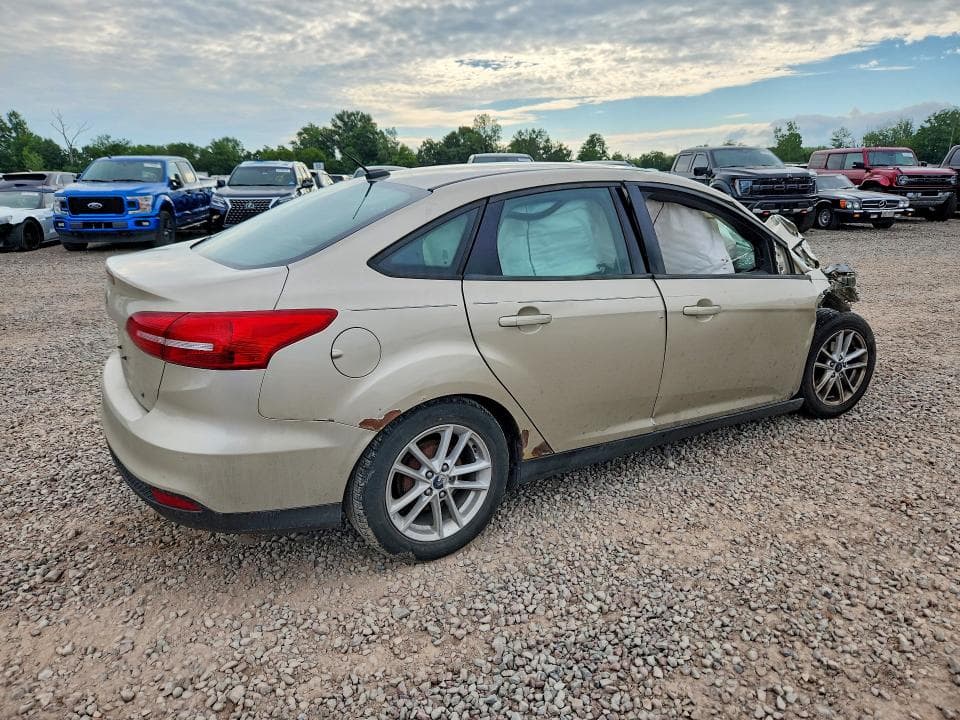 2017 FORD FOCUS SE 3