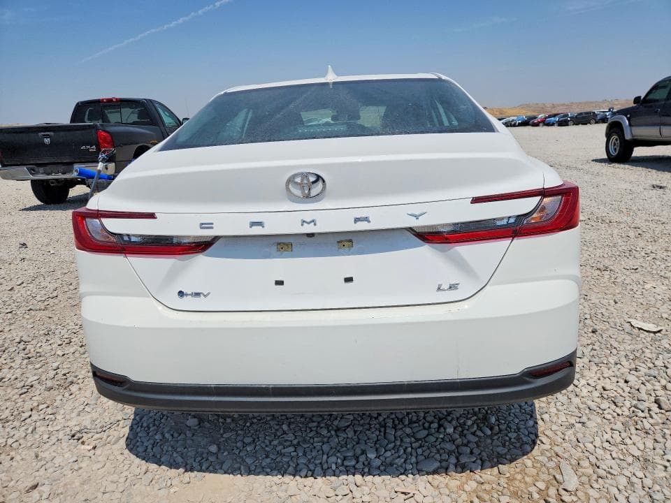 2025 TOYOTA CAMRY LE 6