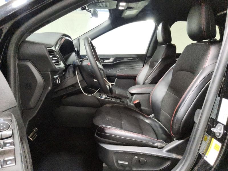 2024 FORD ESCAPE ST LINE 7