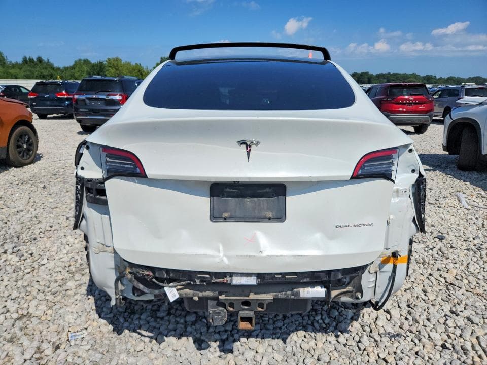 2021 TESLA MODEL Y 6