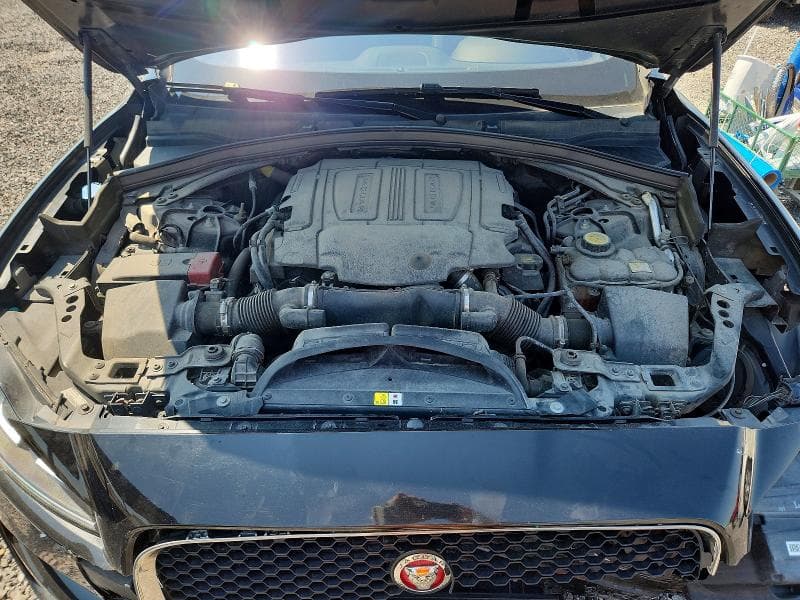 2017 JAGUAR F-PACE PREMIUM 12