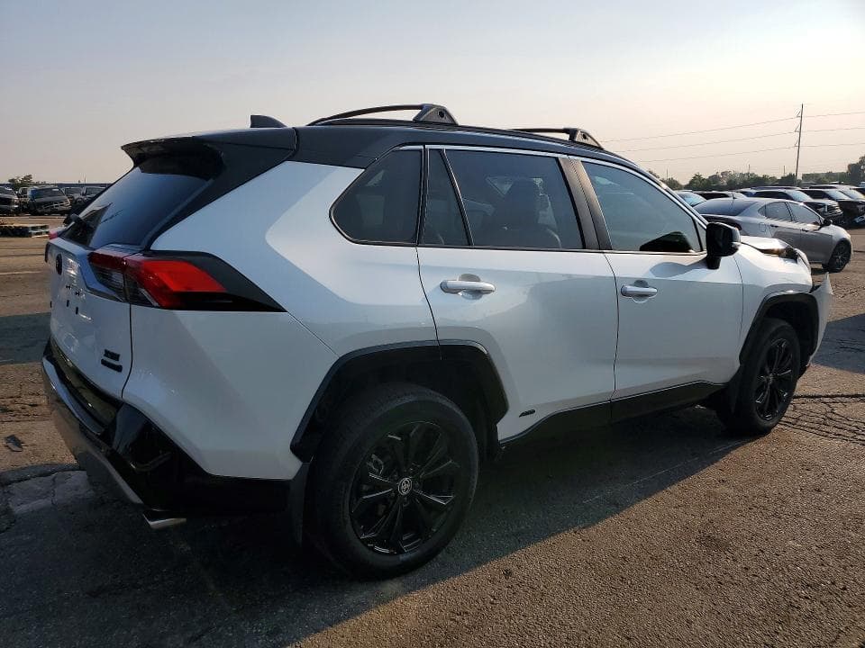 2022 TOYOTA RAV4 XSE 6
