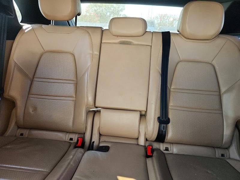 2019 PORSCHE CAYENNE 10