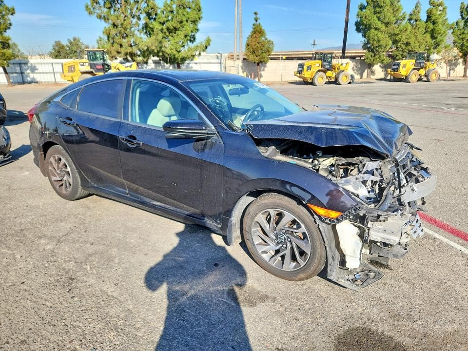 2018 HONDA CIVIC EX 4