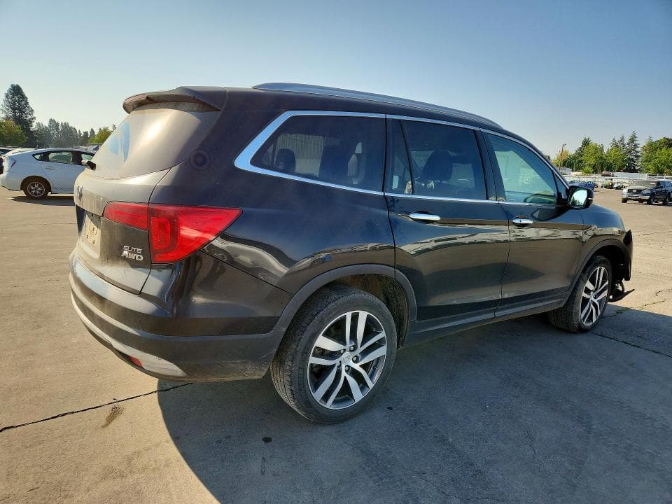 2017 HONDA PILOT ELITE 3