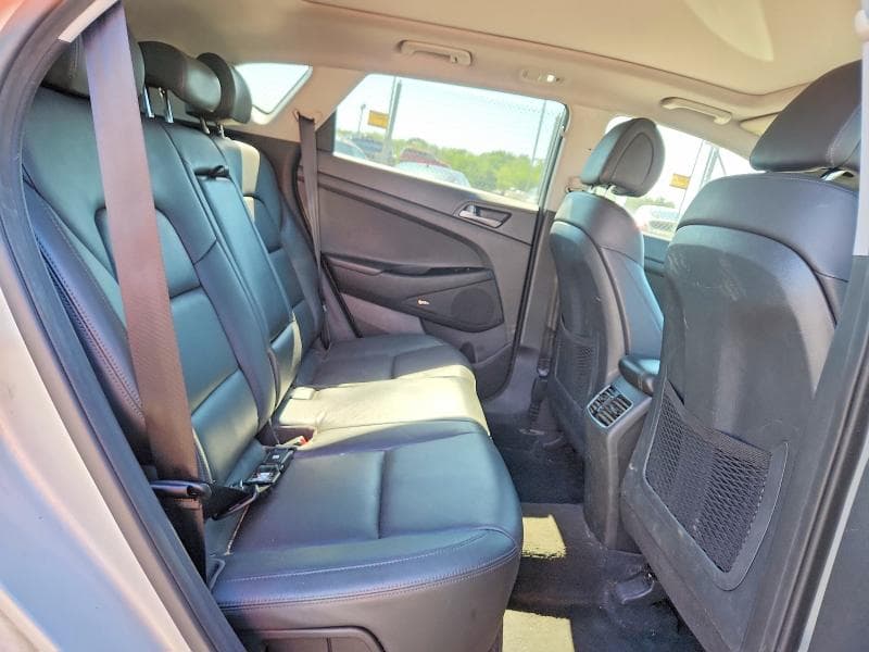 2018 HYUNDAI TUCSON LIMITED 11