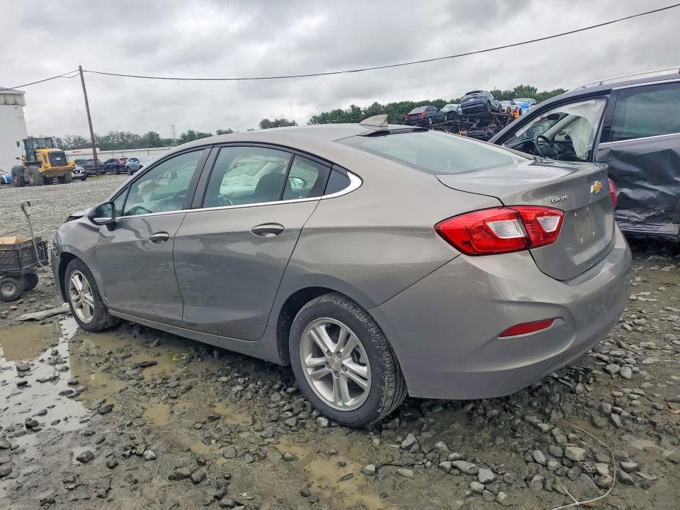 2018 CHEVROLET CRUZE LT 2