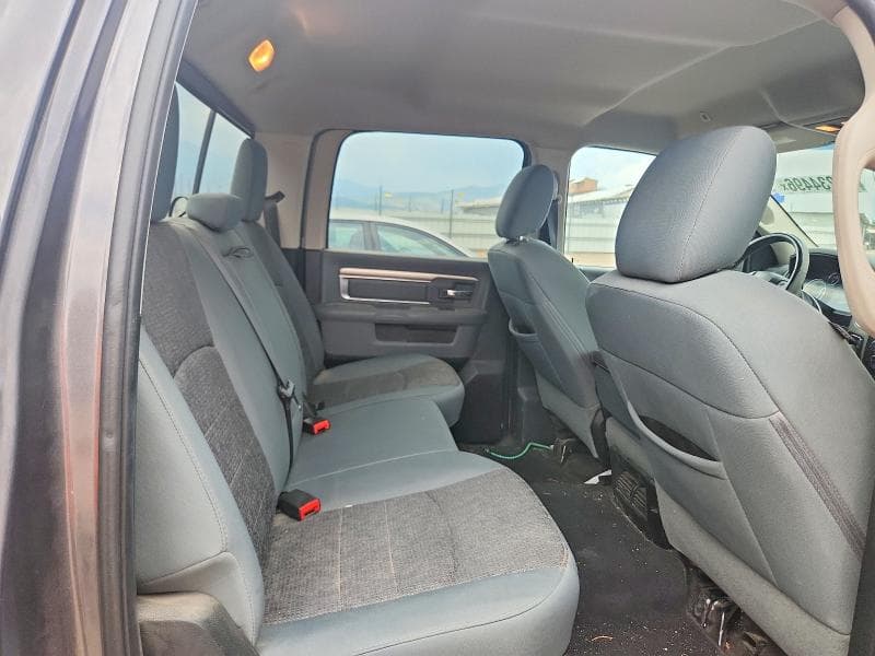 2017 RAM 1500 SLT 10