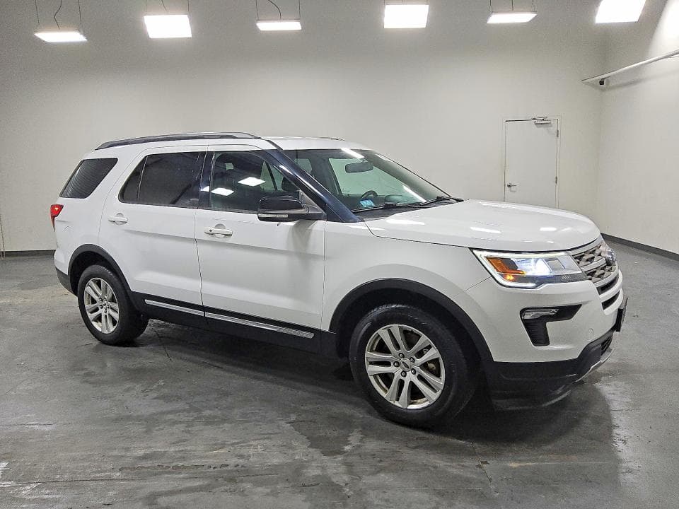 2018 FORD EXPLORER XLT 4