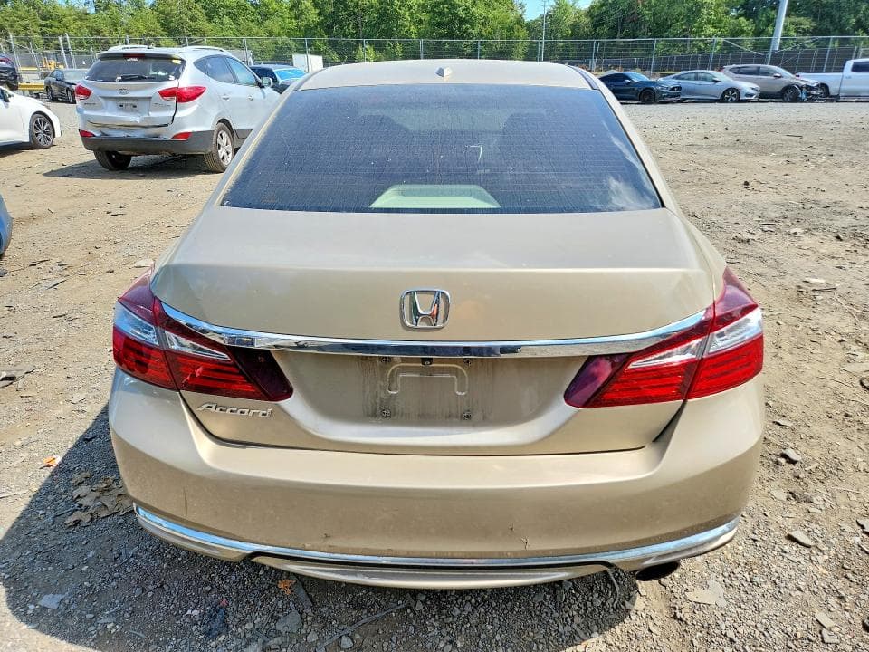 2017 HONDA ACCORD EX 6