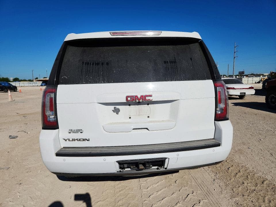 2017 GMC YUKON SLT 6