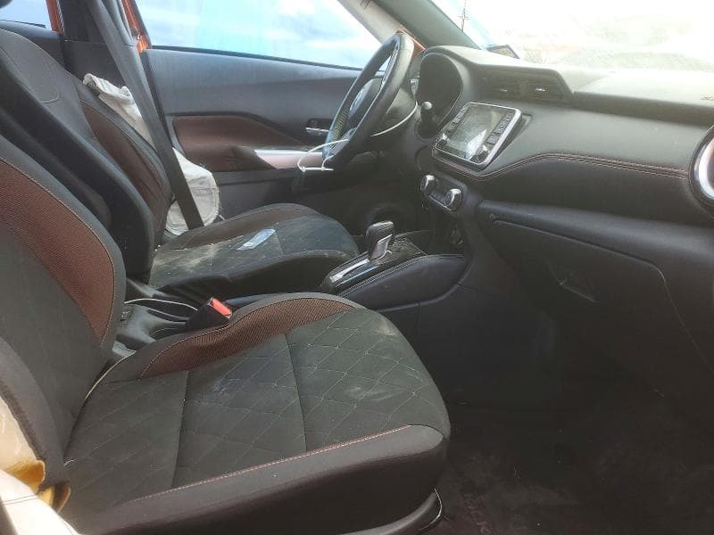 2019 NISSAN KICKS SR 7