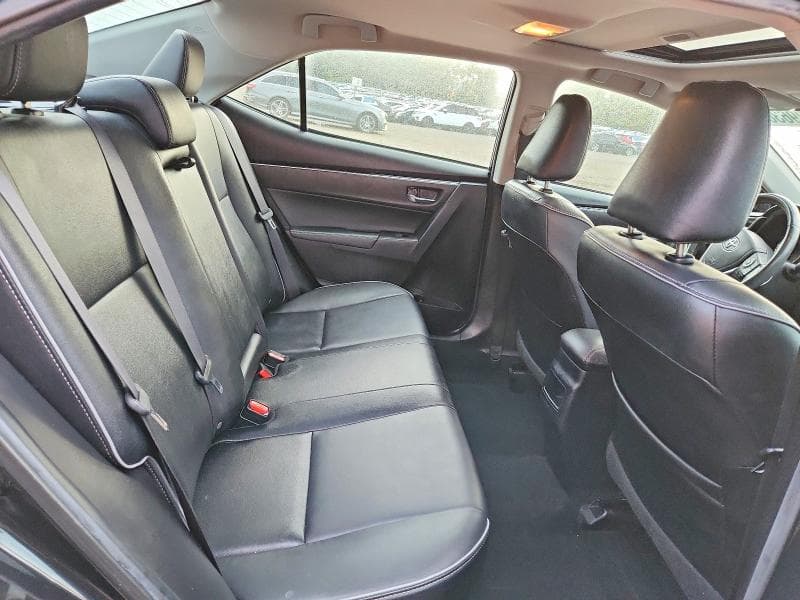 2018 TOYOTA COROLLA XLE 10