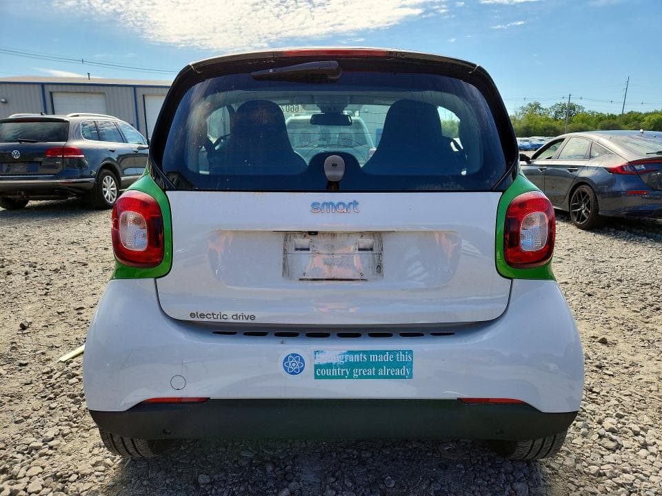 2018 SMART FORTWO 6
