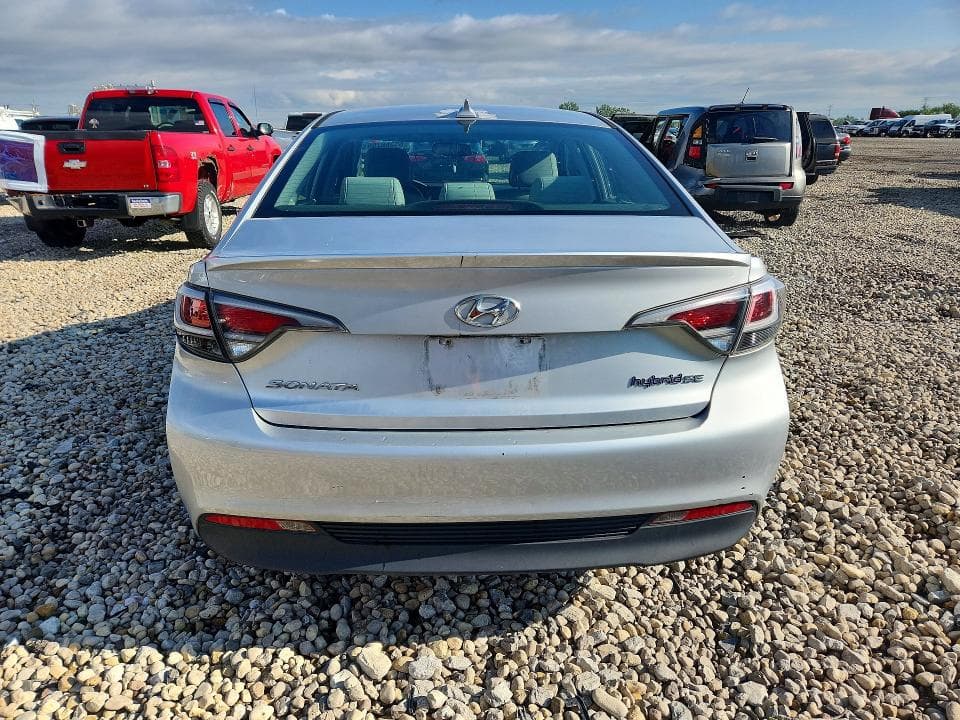 2017 HYUNDAI SONATA HYBRID SE 6