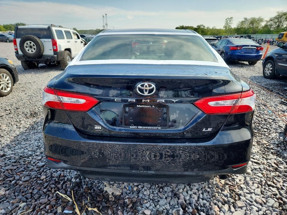 2018 TOYOTA CAMRY LE 6