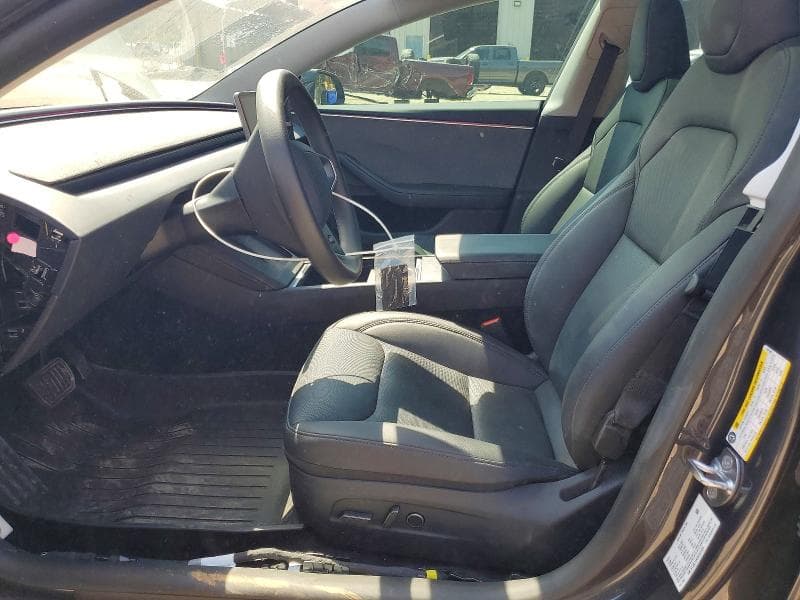 2025 TESLA MODEL 3 7