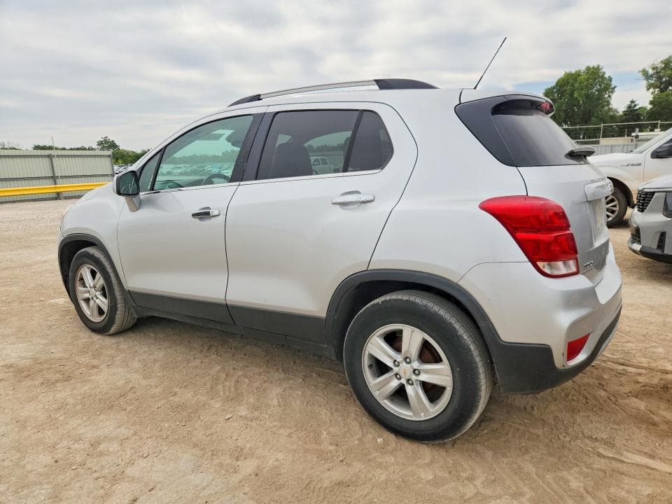 2018 CHEVROLET TRAX 1LT 2