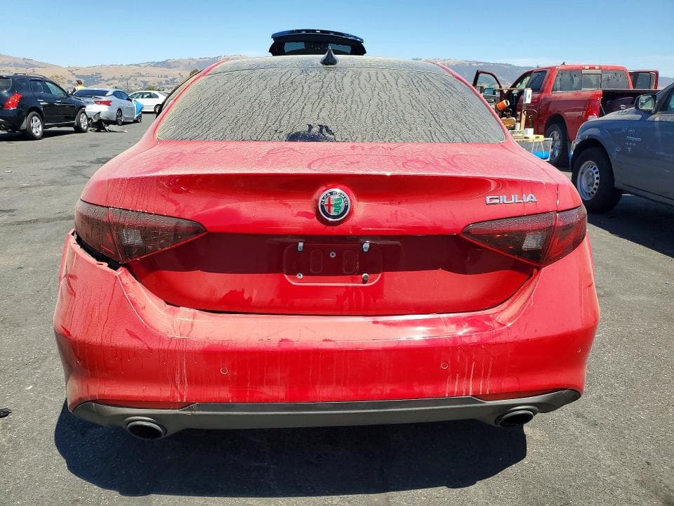 2023 ALFA ROMEO GIULIA TI 6