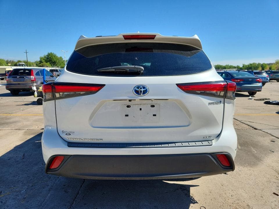 2023 TOYOTA HIGHLANDER HYBRID XLE 6