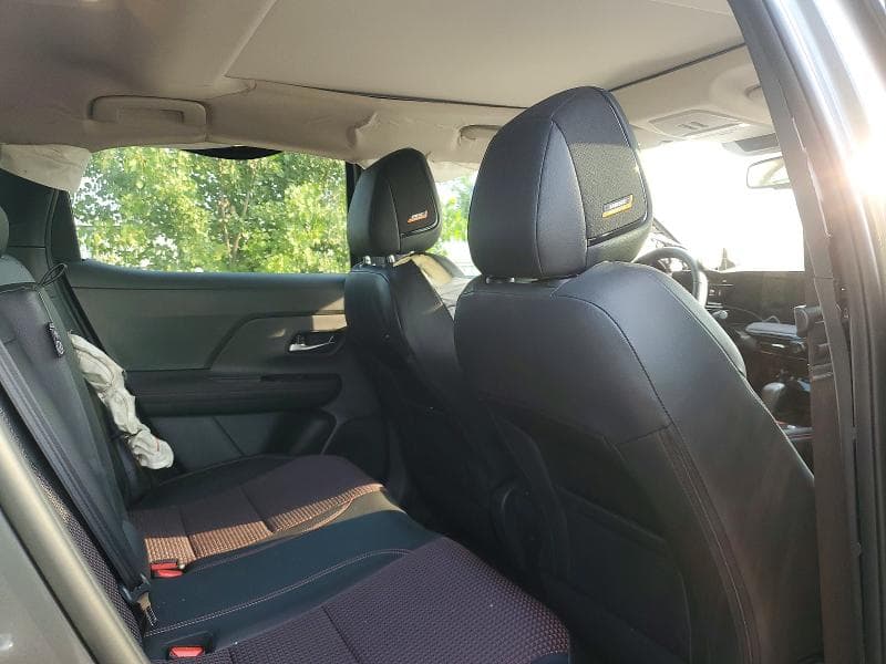 2025 NISSAN KICKS SR 11