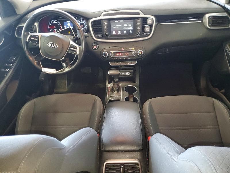2020 KIA SORENTO S 8