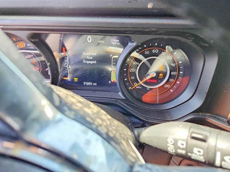 2025 JEEP WRANGLER SAHARA 9