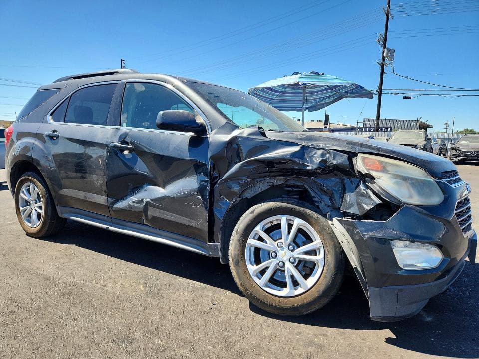2017 CHEVROLET EQUINOX LT 4